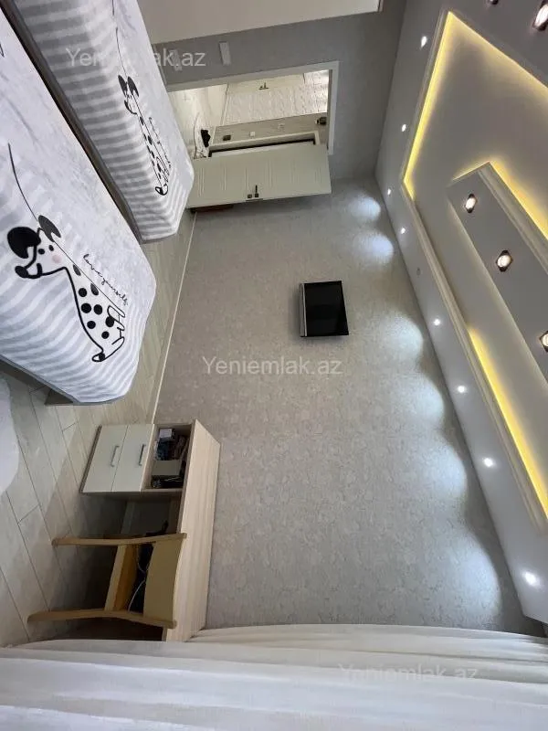 Satılır 3 otaqlı yeni tikili 100 m²