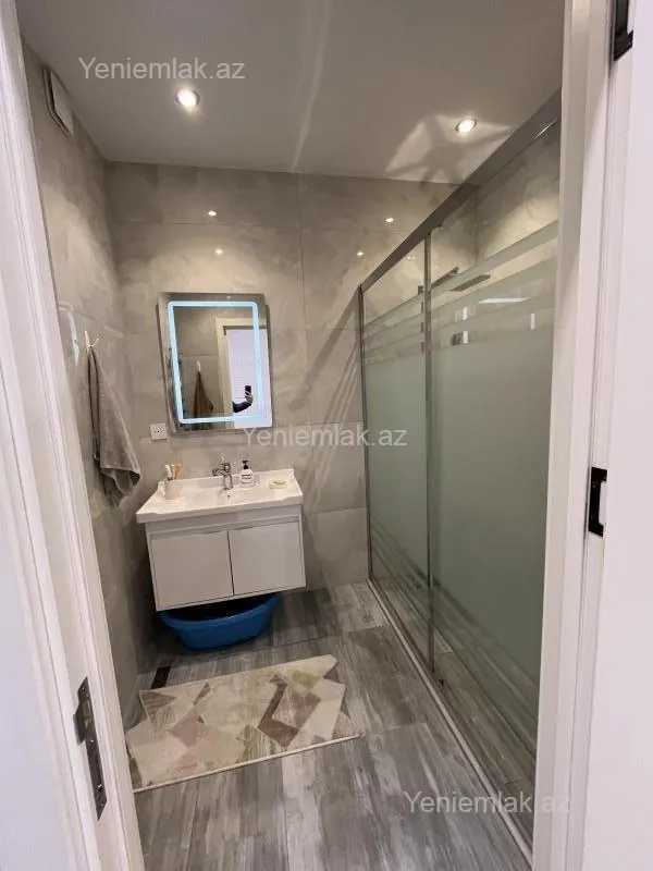 Satılır 3 otaqlı yeni tikili 100 m²