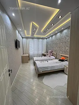 Satılır 3 otaqlı yeni tikili 100 m²