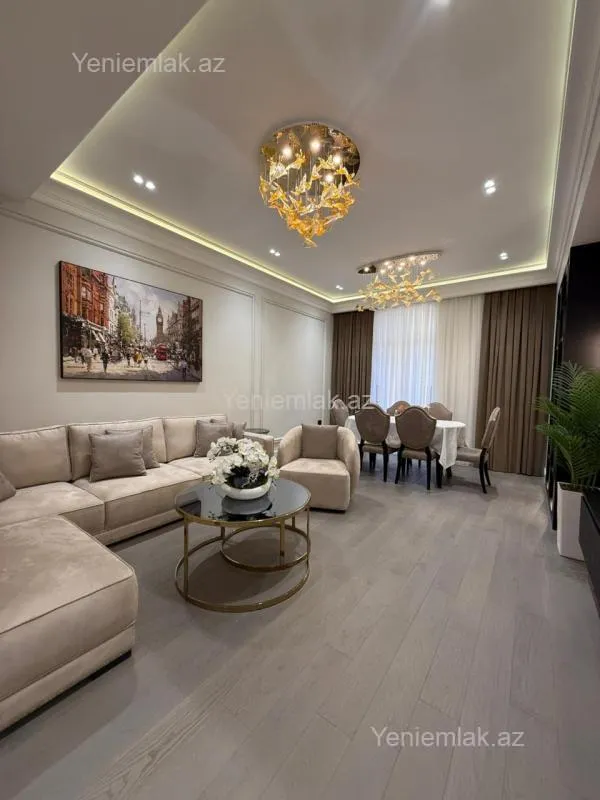 Satılır 4 otaqlı yeni tikili 140 m²