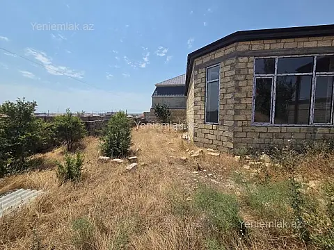 Satılır 5 otaqlı həyət evi 175 m²