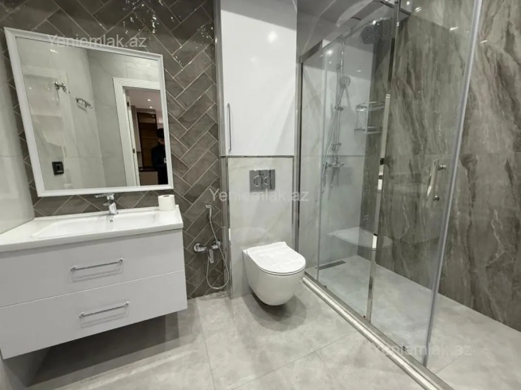 Satılır 2 otaqlı yeni tikili 63 m²