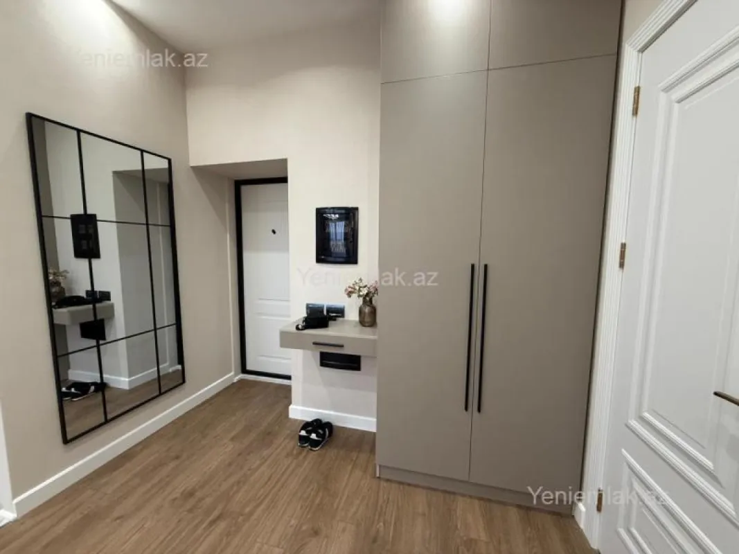 Satılır 2 otaqlı yeni tikili 63 m²