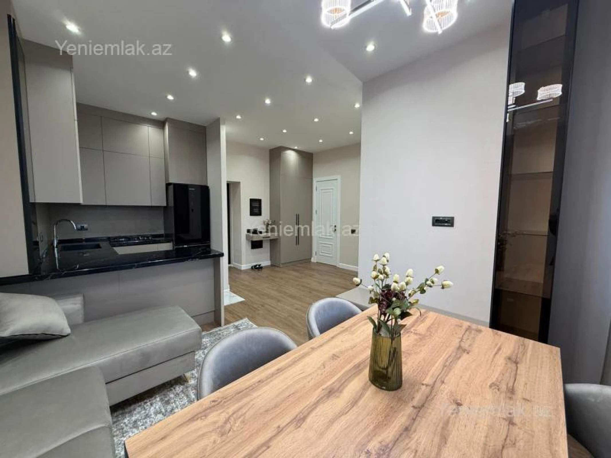 Satılır 2 otaqlı yeni tikili 63 m²