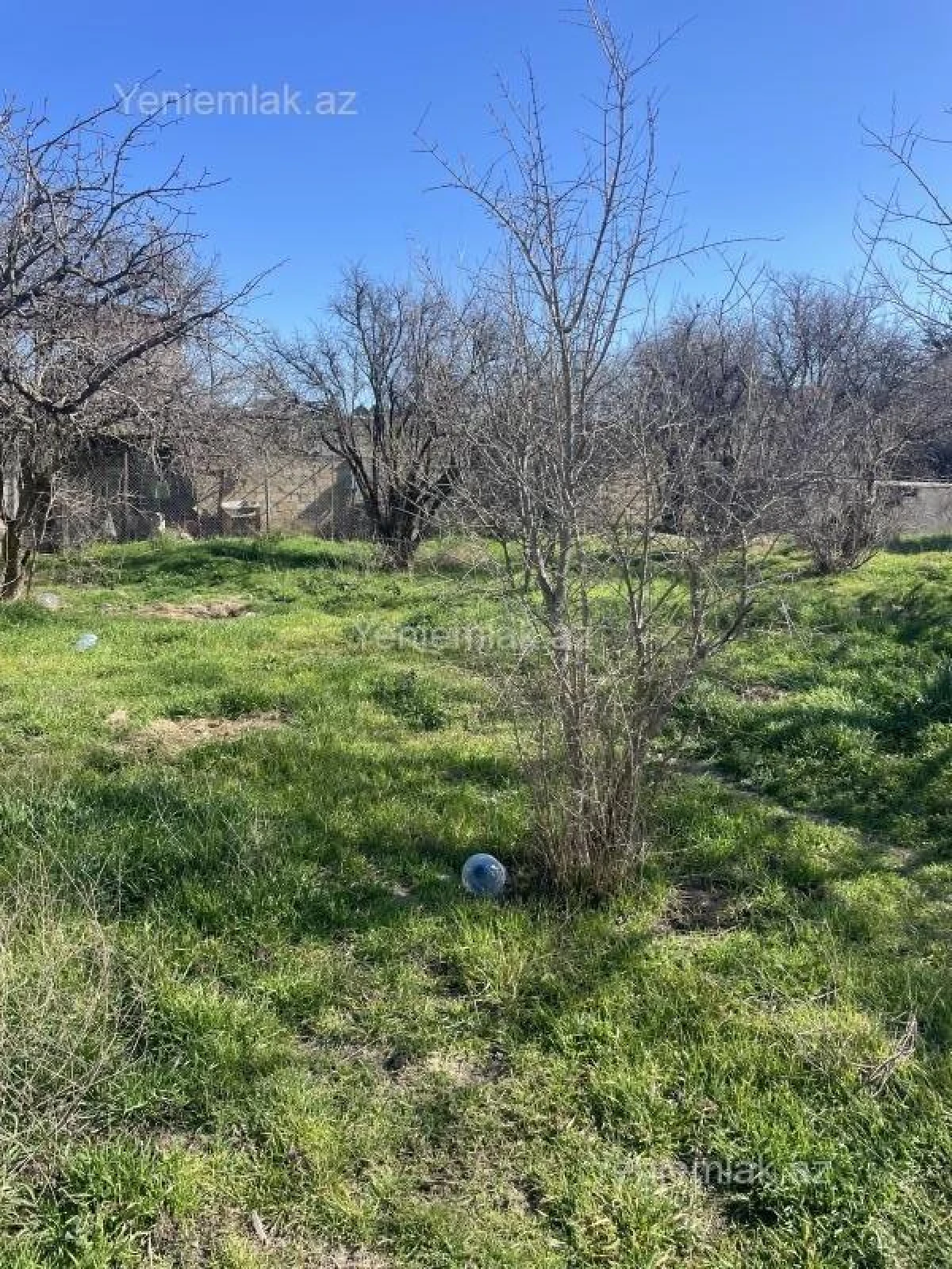 Satılır 5 otaqlı həyət evi 300 m²