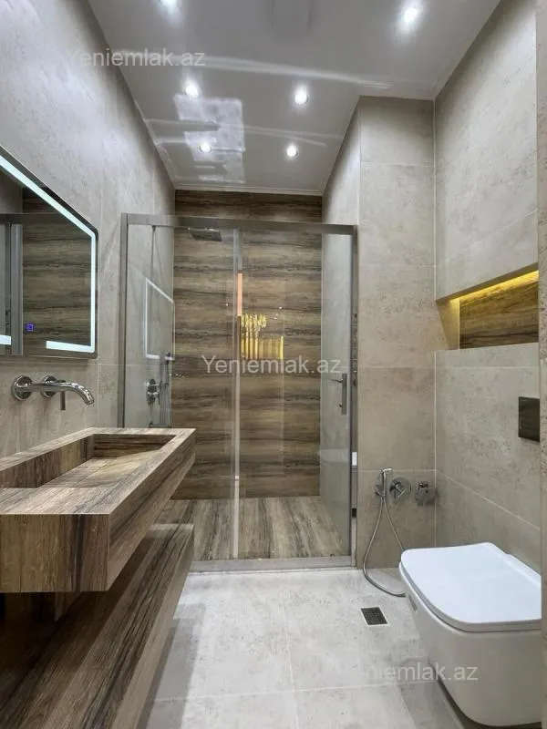 Satılır 3 otaqlı yeni tikili 123 m²