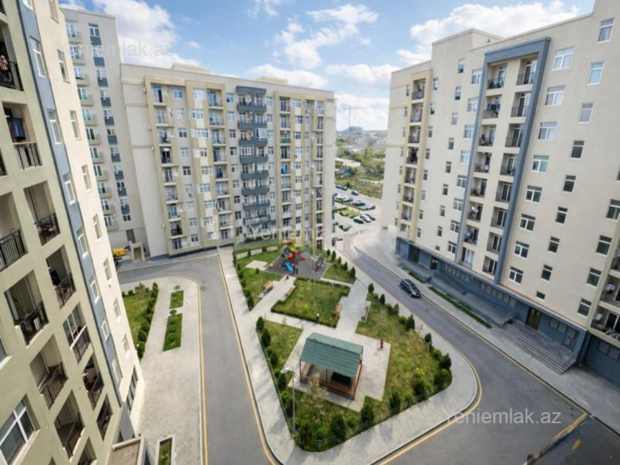 Satılır 3 otaqlı yeni tikili 85 m²