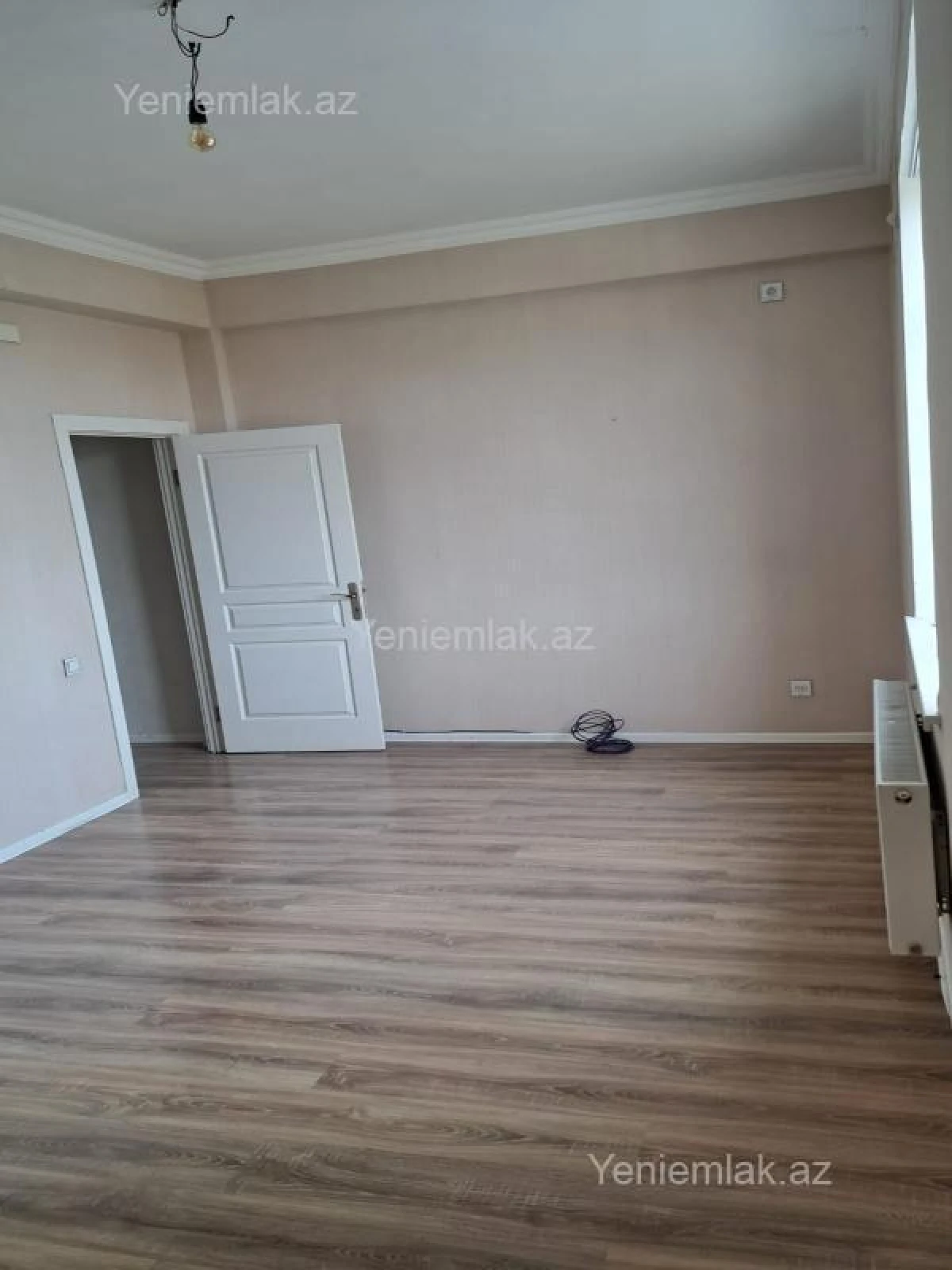 Satılır 3 otaqlı yeni tikili 85 m²