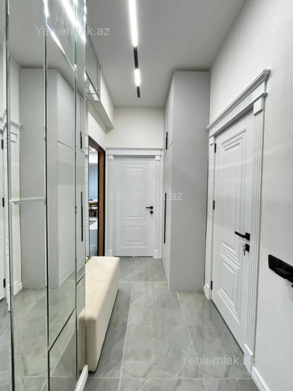 Satılır 2 otaqlı yeni tikili 66 m²