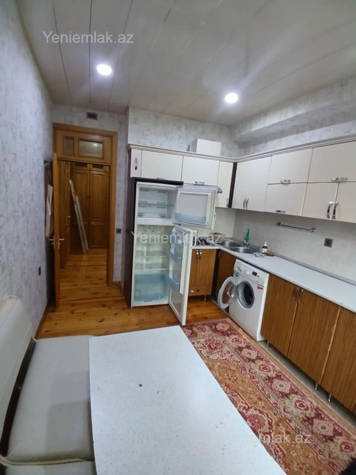 Satılır 2 otaqlı yeni tikili 76 m²
