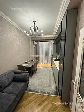 Satılır 3 otaqlı yeni tikili 130 m²