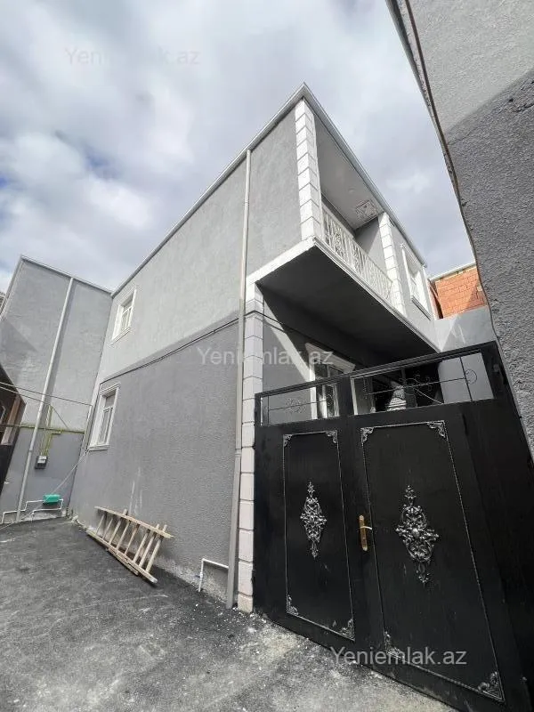 Satılır 4 otaqlı həyət evi 120 m²