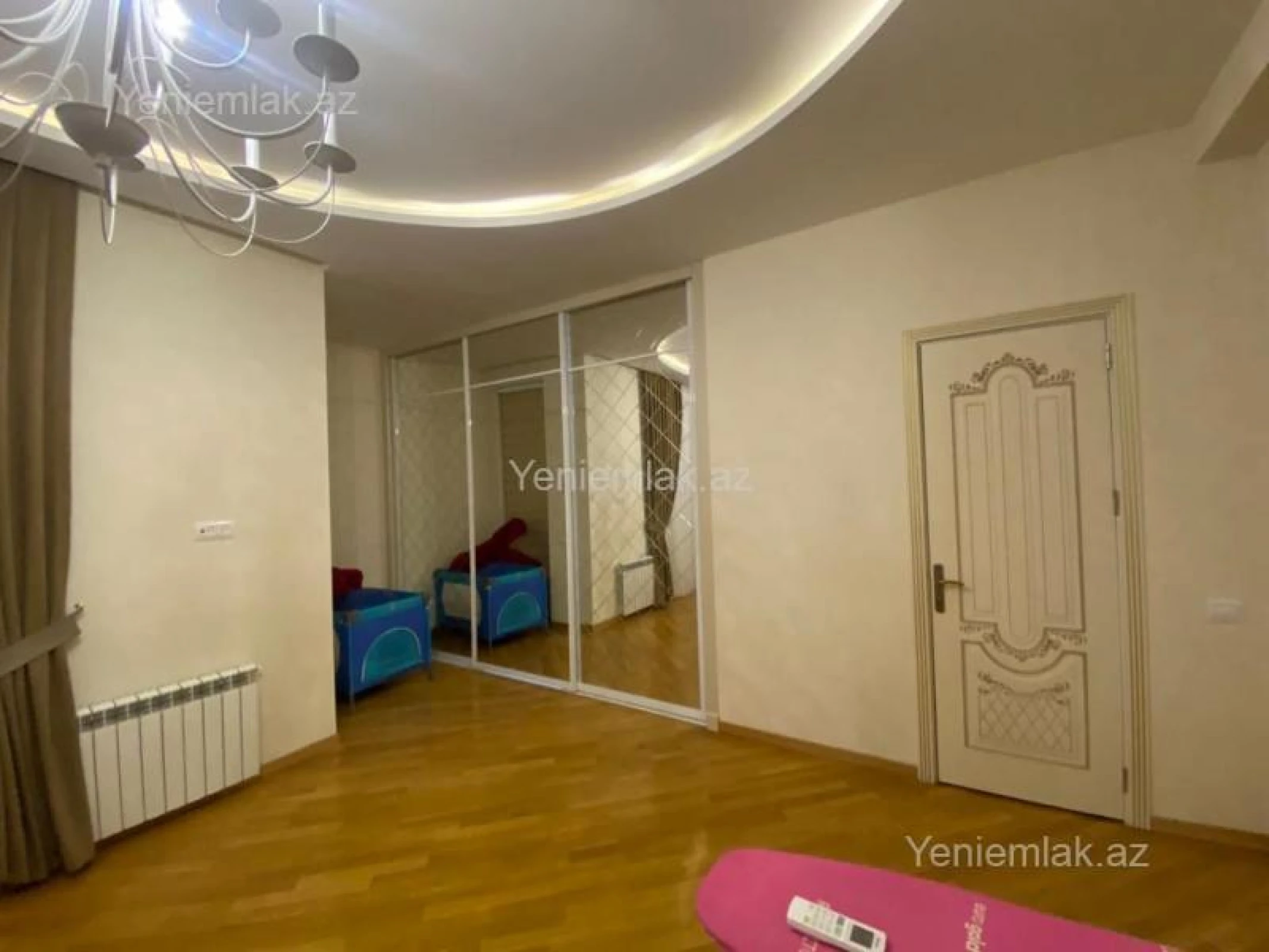 Satılır 4 otaqlı yeni tikili 220 m²