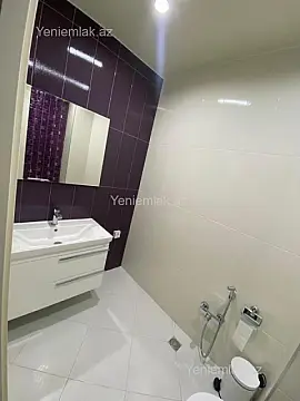 Satılır 4 otaqlı yeni tikili 220 m²