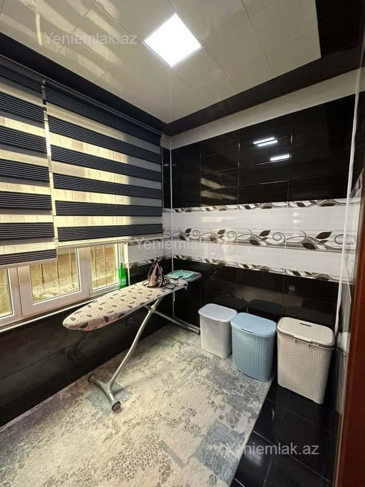 Satılır 7 otaqlı həyət evi 450 m²