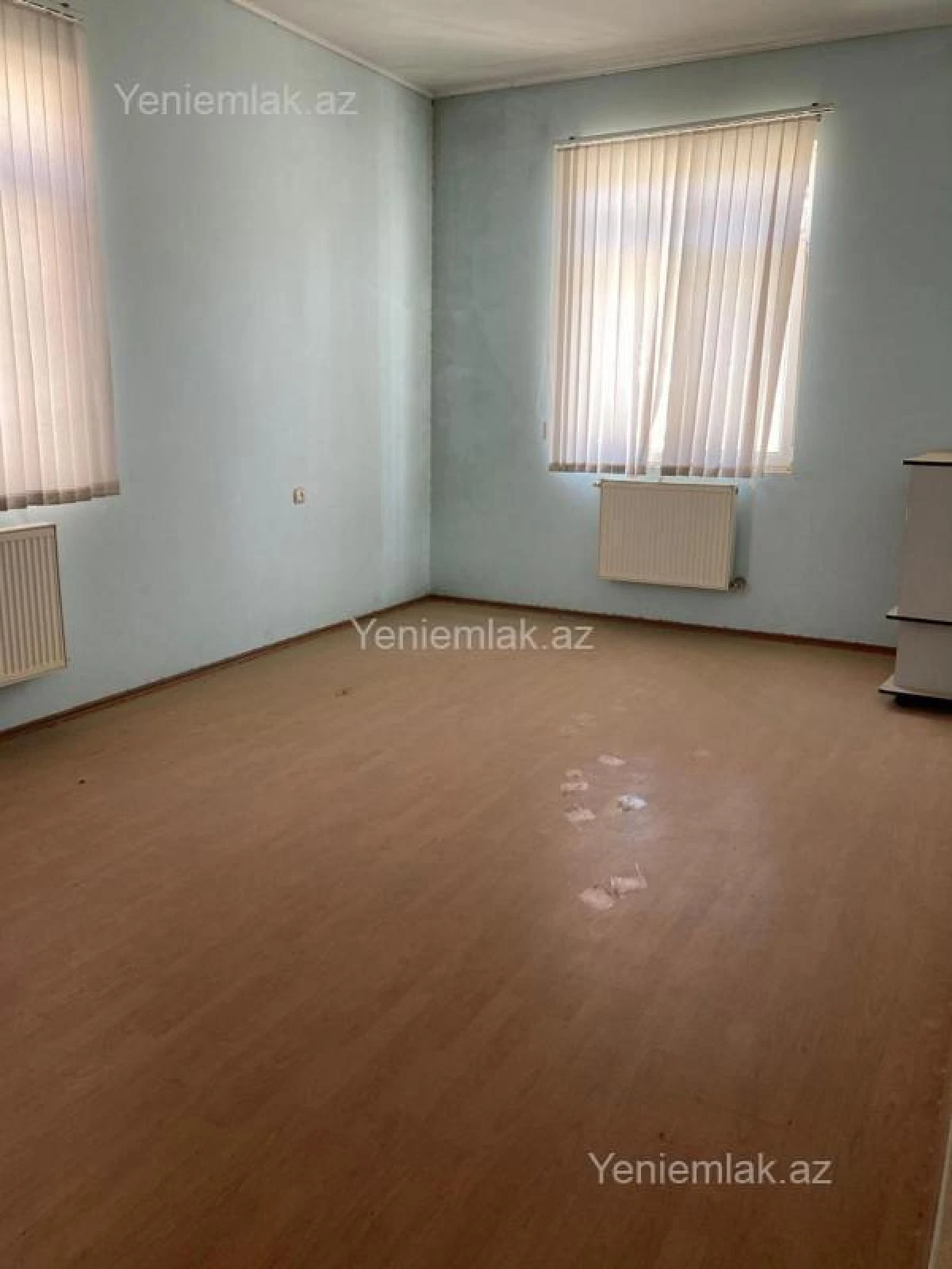 Satılır 8 otaqlı həyət evi 285 m²