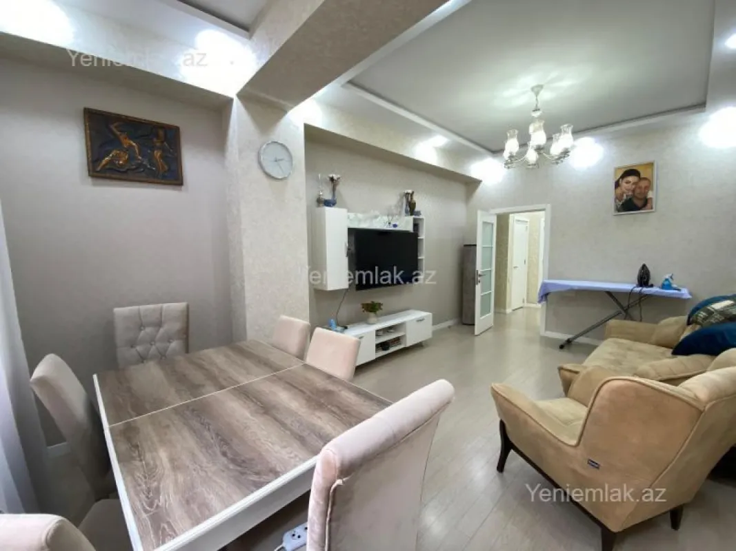 Satılır 3 otaqlı yeni tikili 115 m²