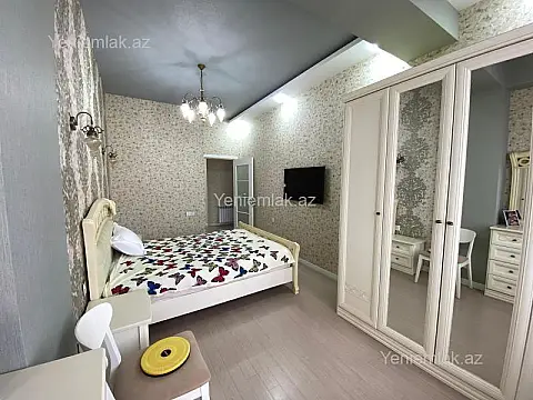 Satılır 3 otaqlı yeni tikili 115 m²