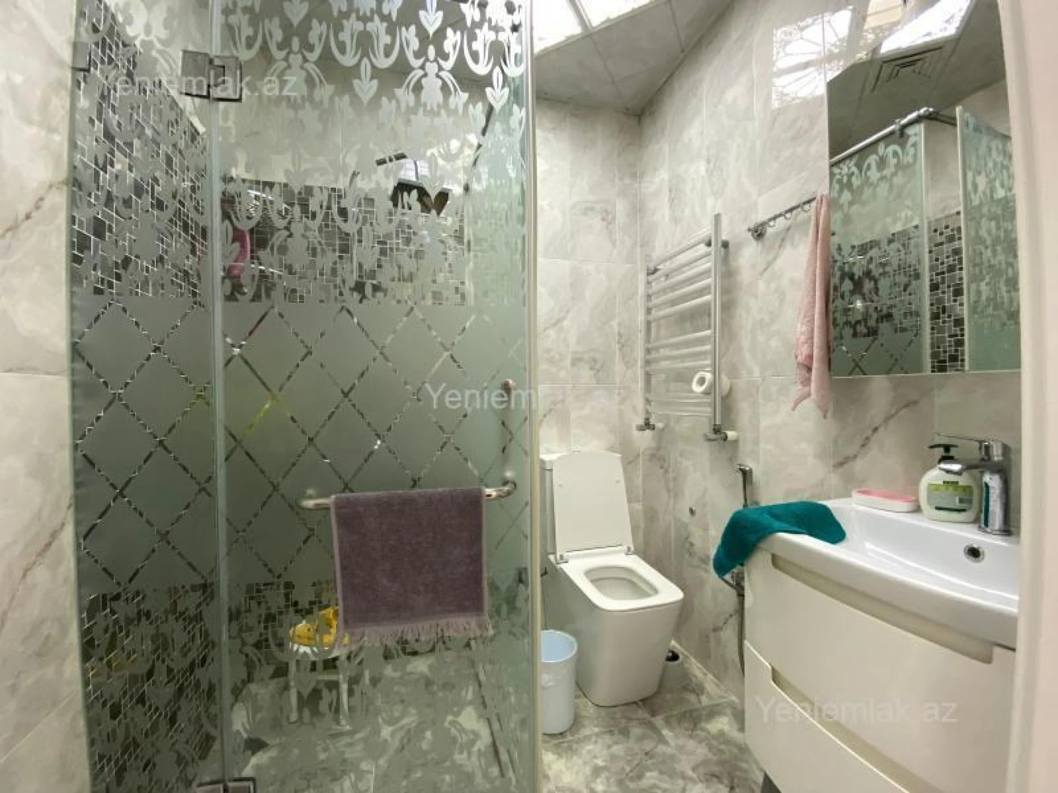 Satılır 3 otaqlı yeni tikili 115 m²