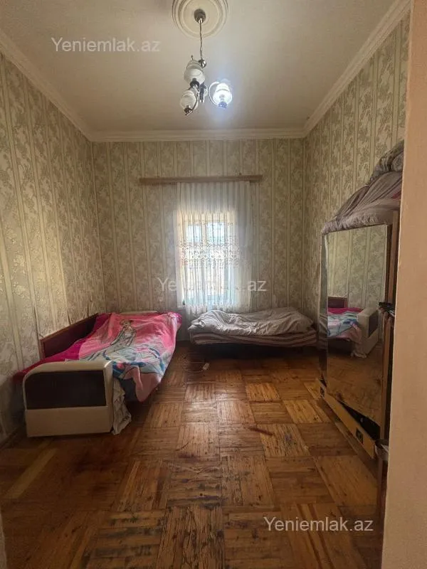 Satılır 2 otaqlı köhnə tikili 44 m²