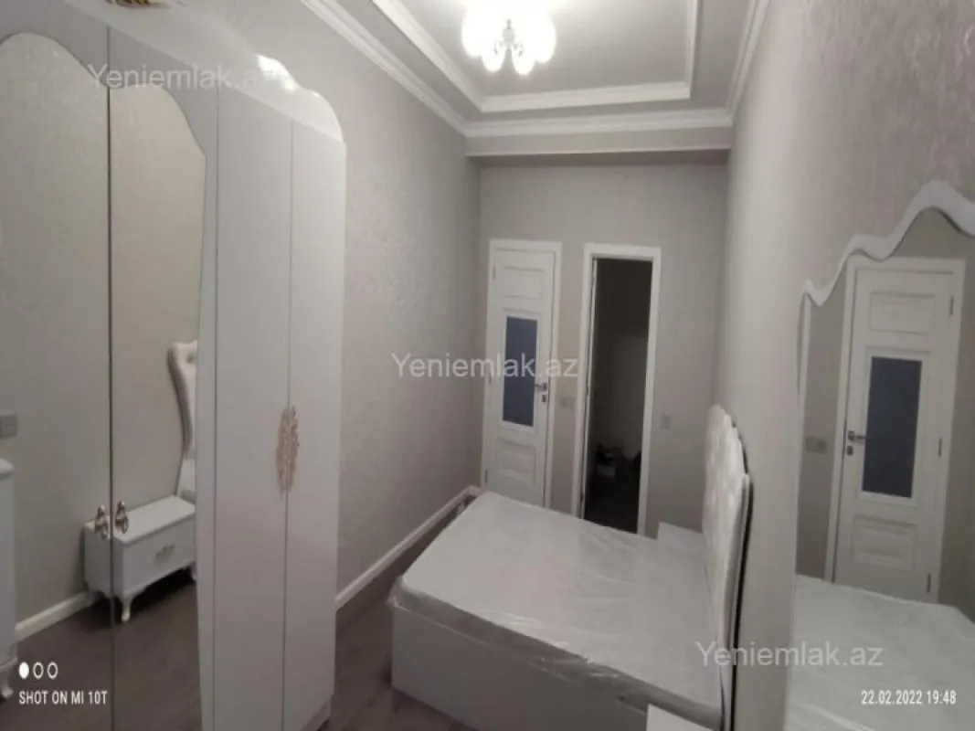 Satılır 2 otaqlı yeni tikili 85 m²