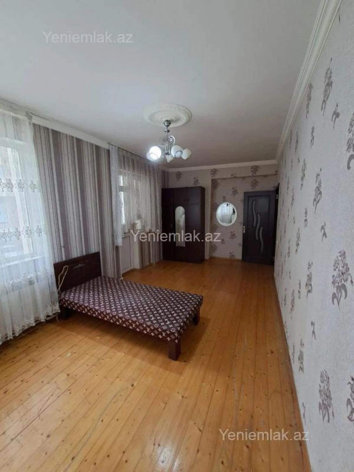 Satılır 3 otaqlı yeni tikili 125 m²