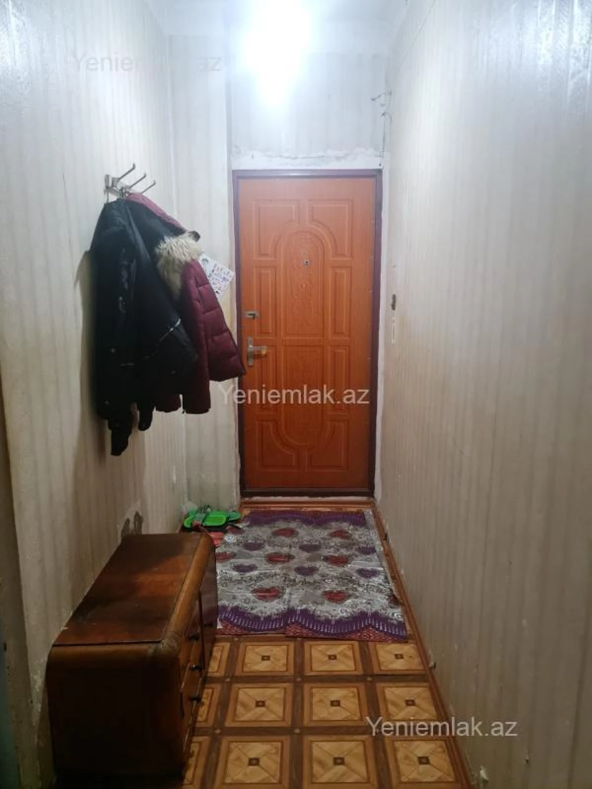Satılır 1 otaqlı köhnə tikili 45 m²