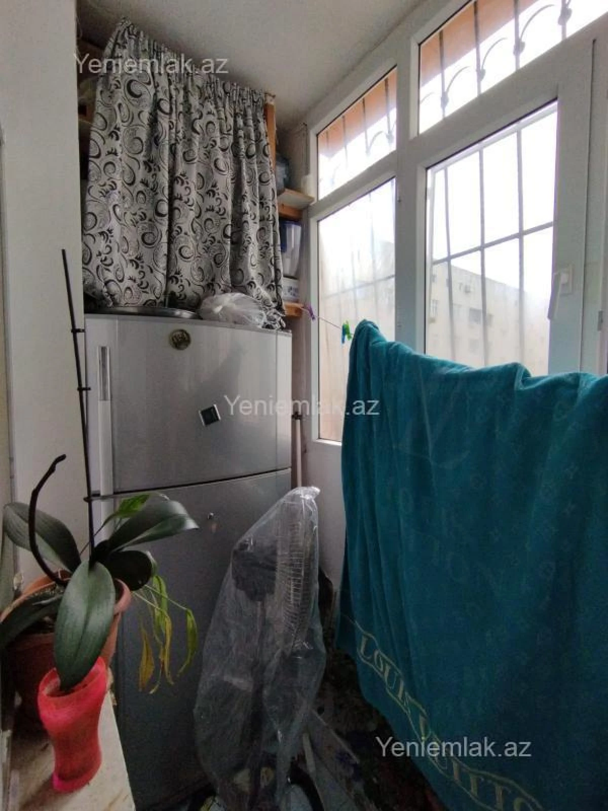 Satılır 4 otaqlı köhnə tikili 105 m²