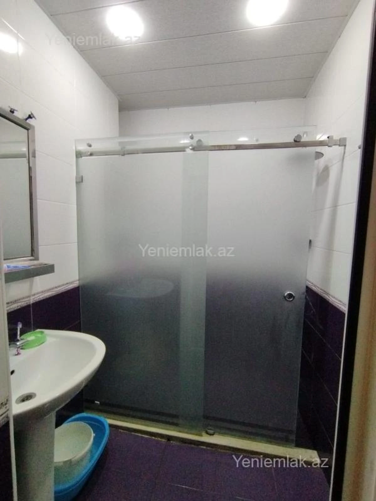 Satılır 4 otaqlı köhnə tikili 105 m²