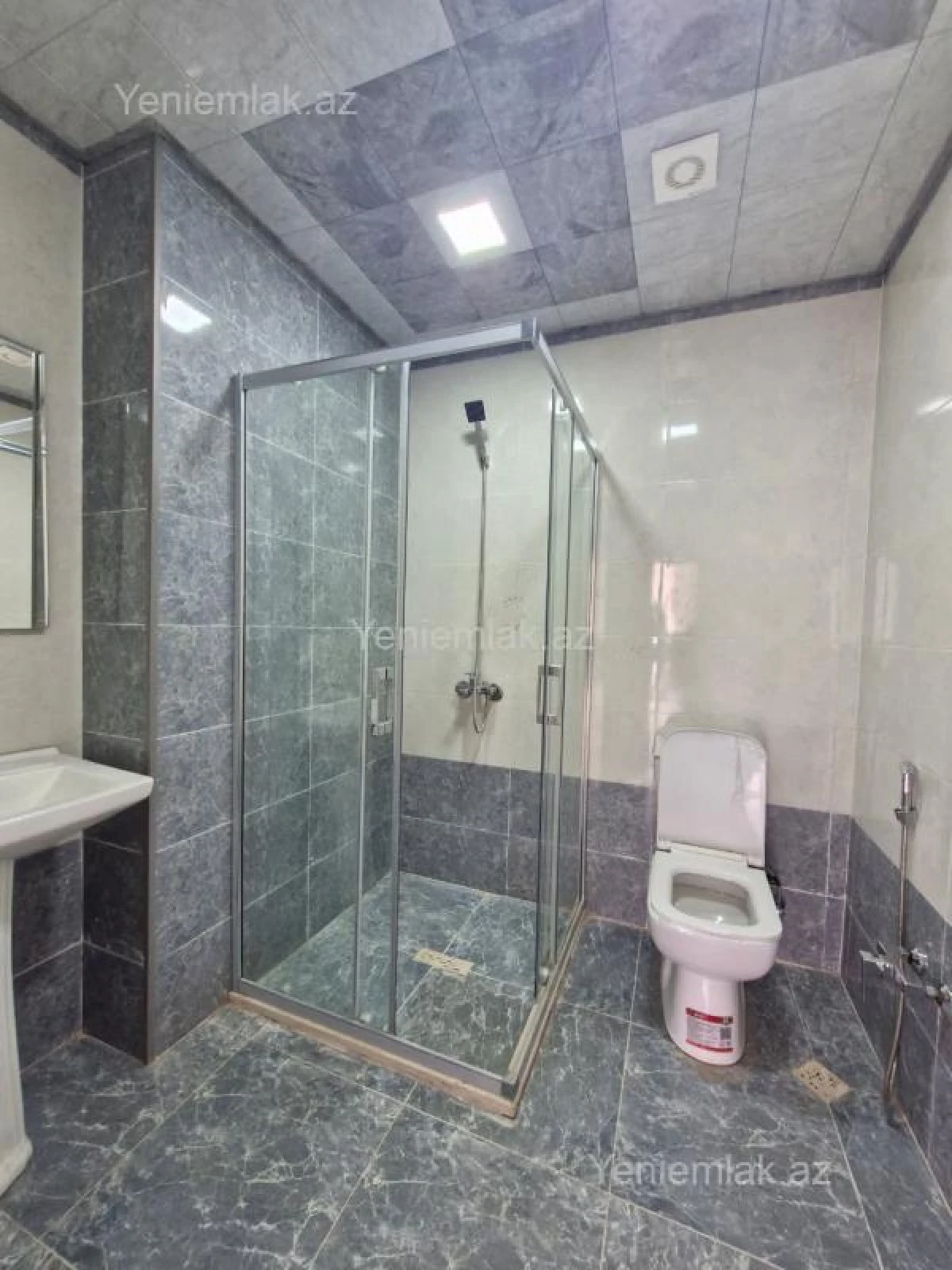 Satılır 2 otaqlı yeni tikili 94 m²