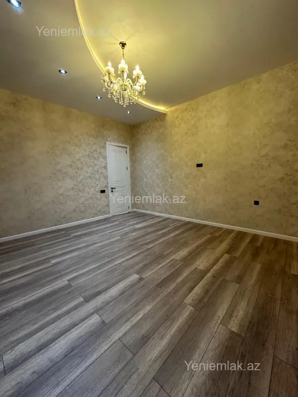 Satılır 6 otaqlı həyət evi 300 m²