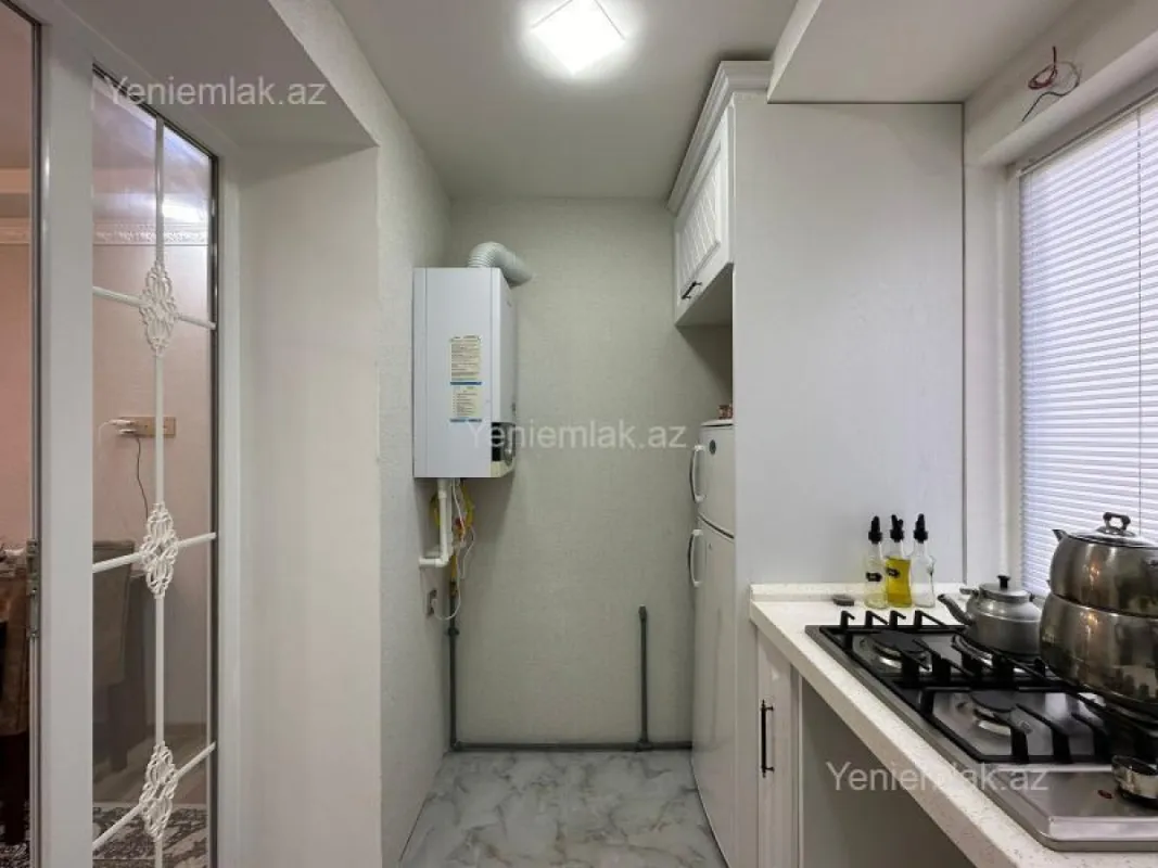 Satılır 3 otaqlı köhnə tikili 60 m²