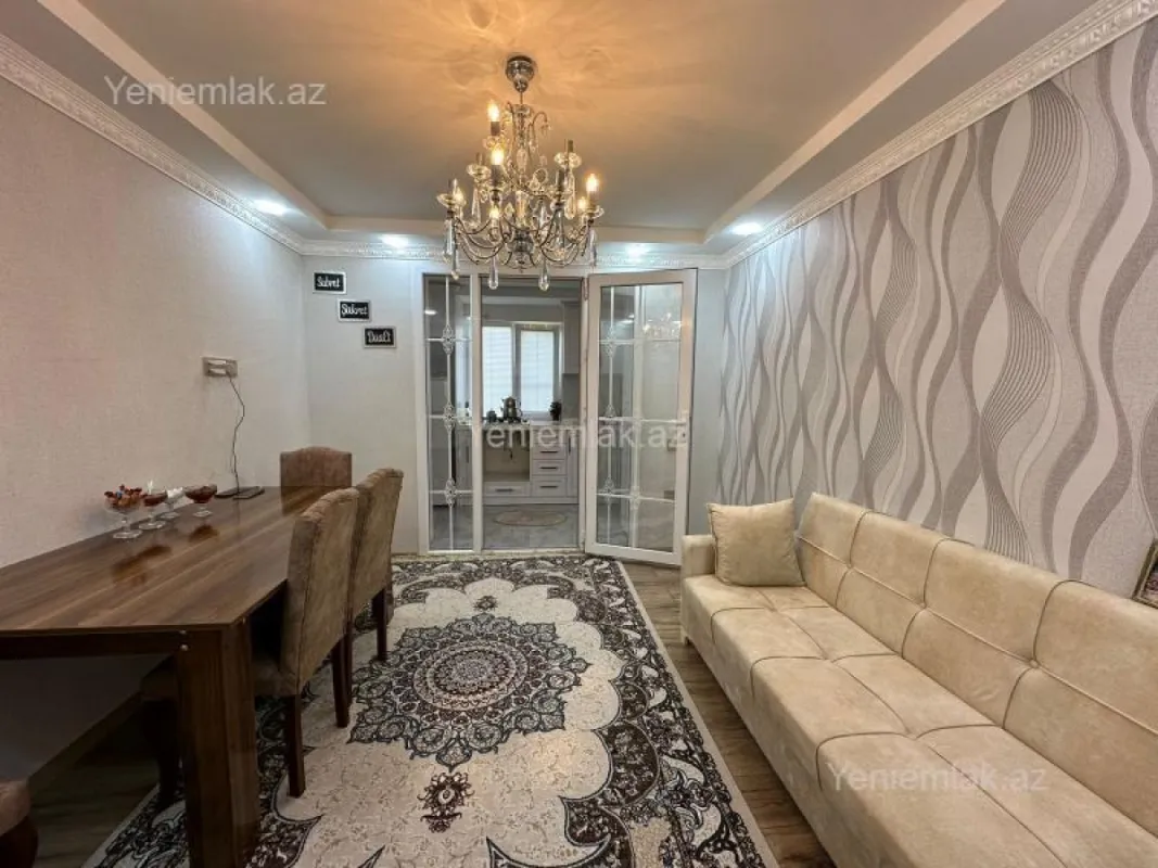 Satılır 3 otaqlı köhnə tikili 60 m²