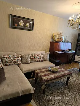 Satılır 3 otaqlı köhnə tikili 90 m²