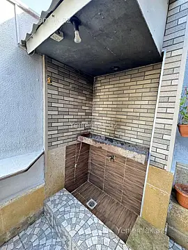 Satılır 5 otaqlı həyət evi 195 m²