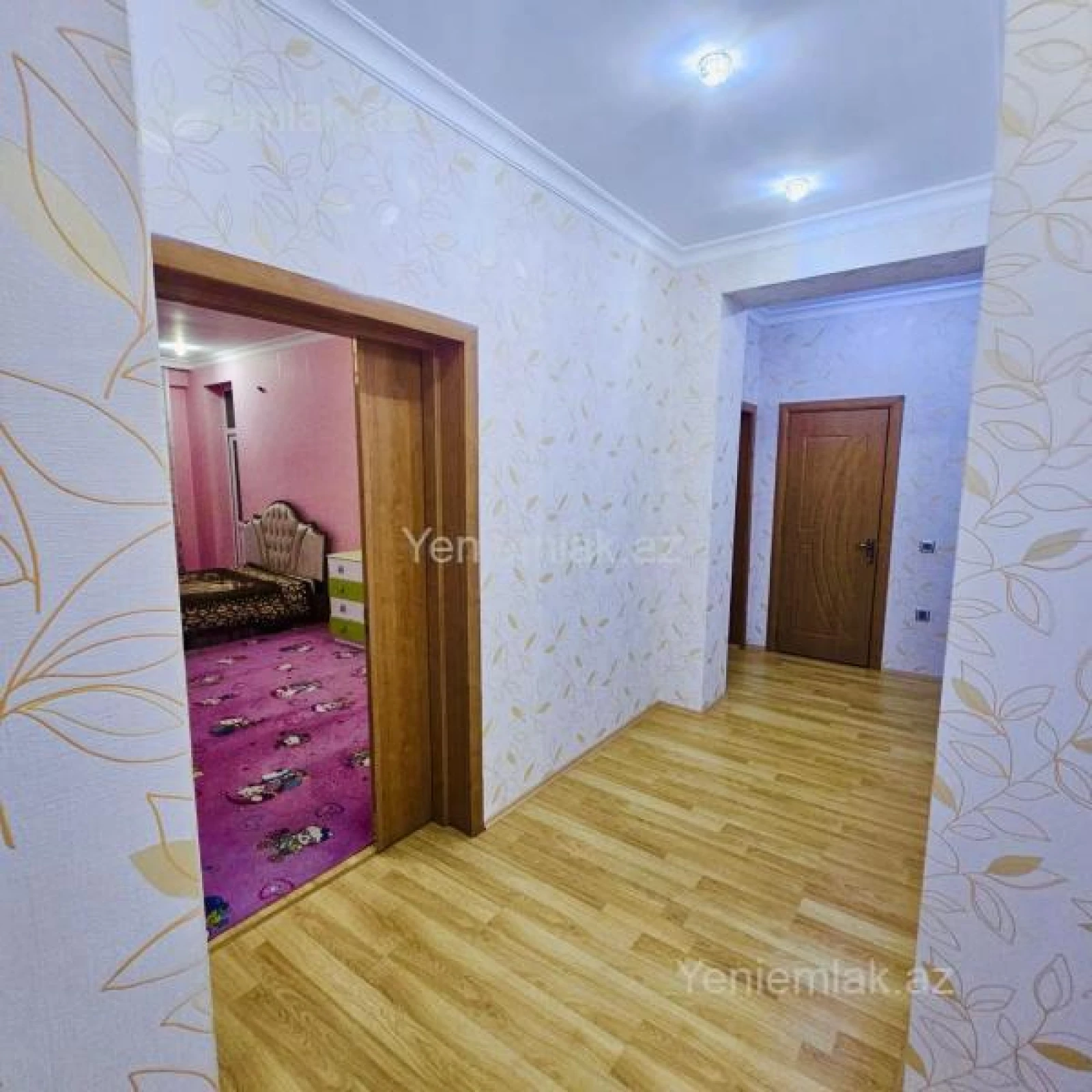 Satılır 3 otaqlı yeni tikili 190 m²