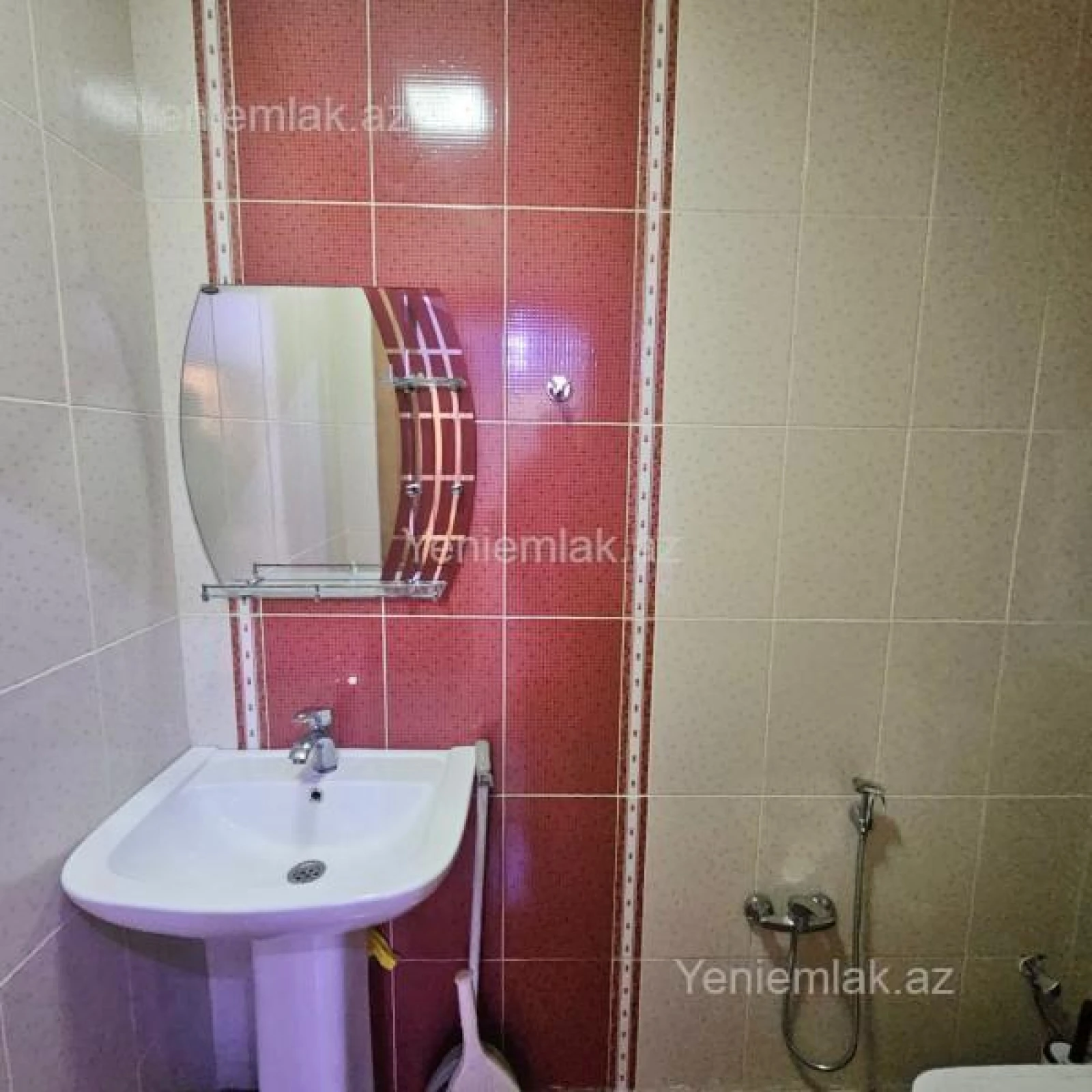 Satılır 3 otaqlı yeni tikili 190 m²