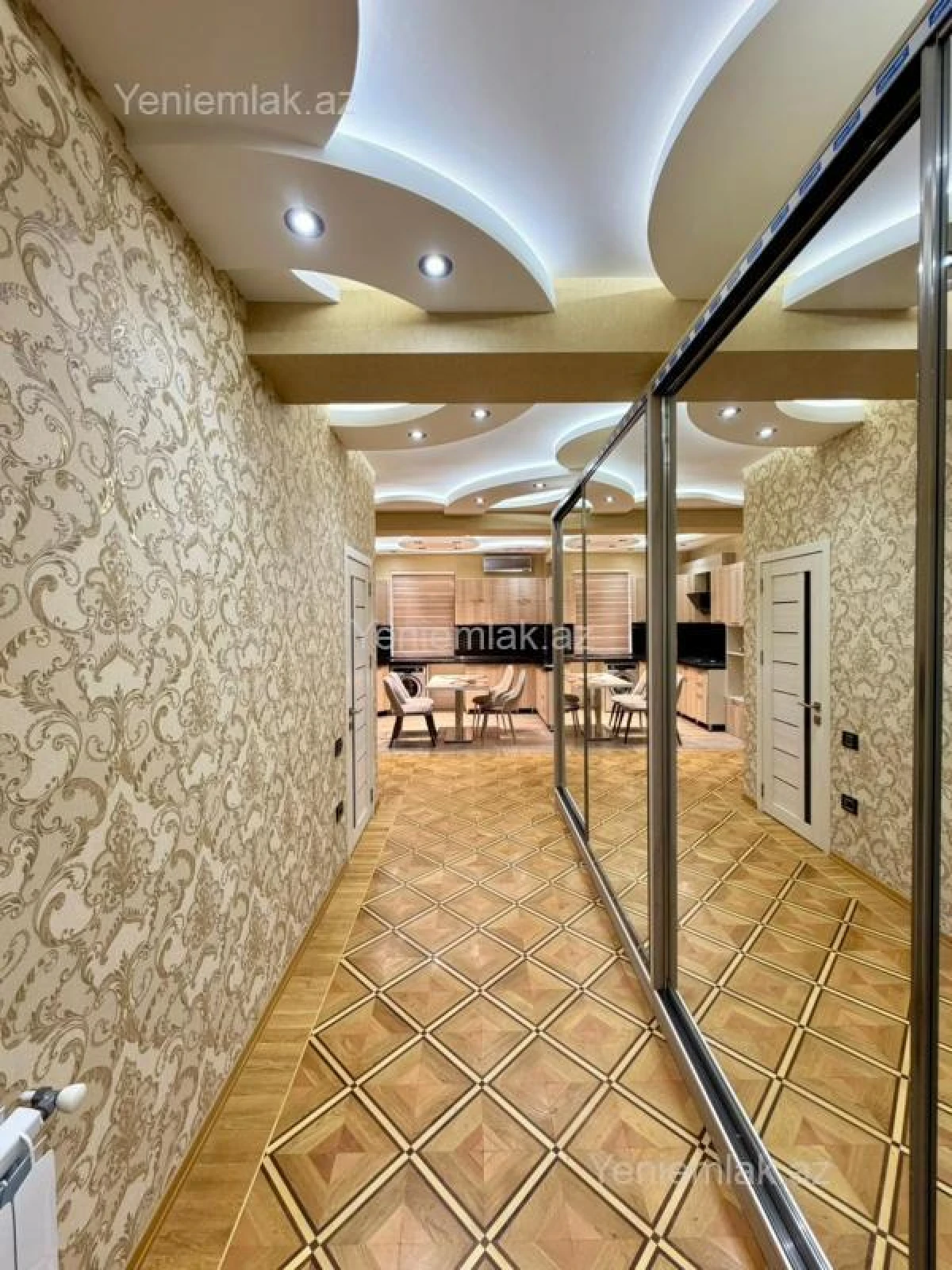 Satılır 3 otaqlı yeni tikili 110 m²