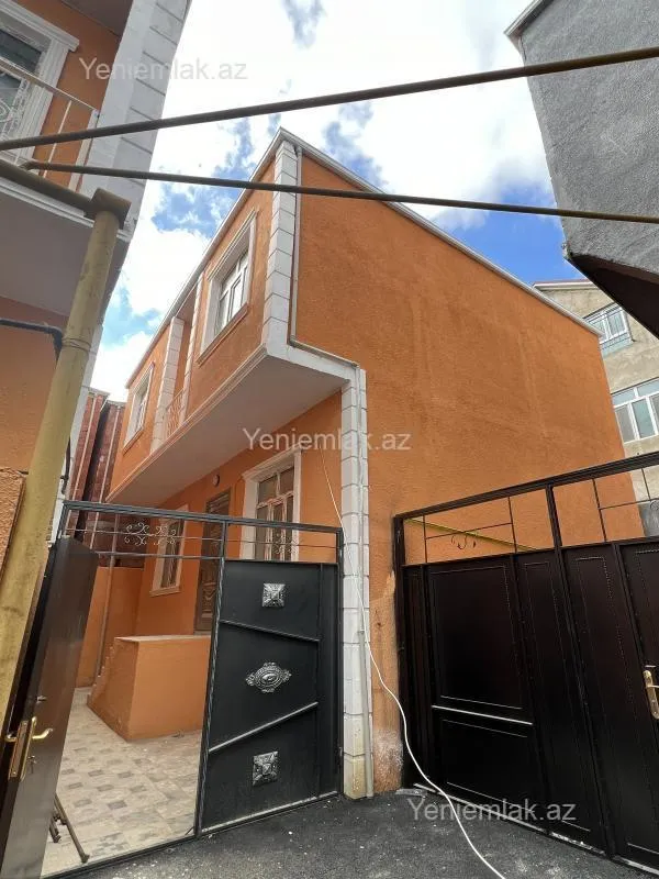 Satılır 4 otaqlı həyət evi 120 m²