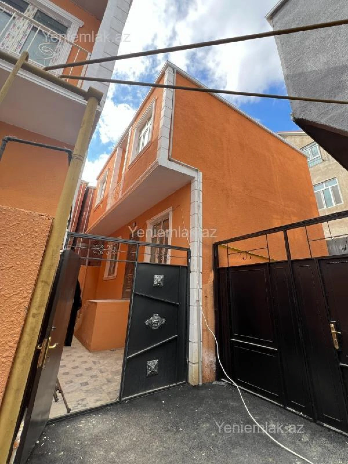 Satılır 4 otaqlı həyət evi 120 m²