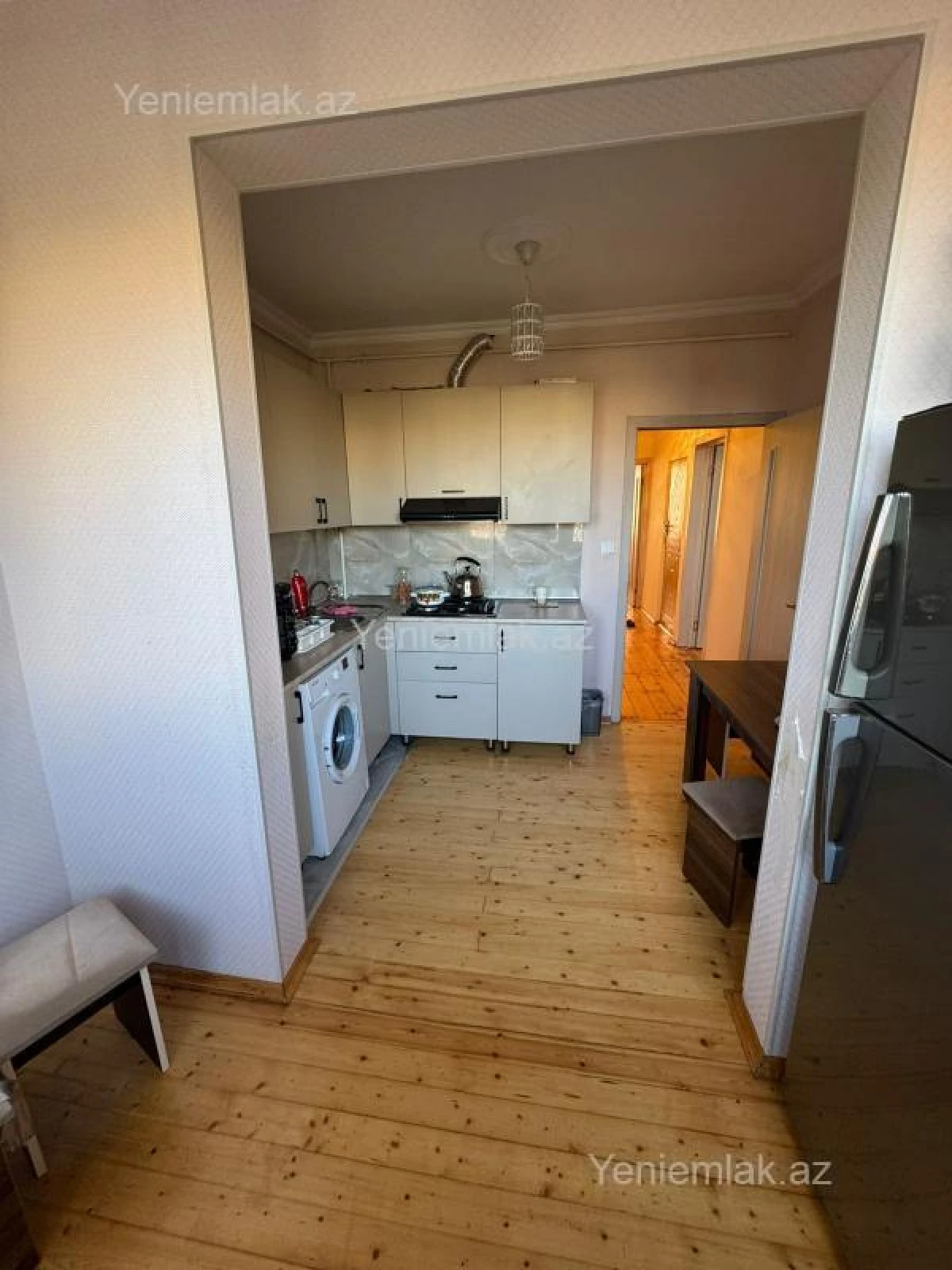 Satılır 2 otaqlı köhnə tikili 60 m²