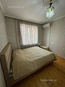 Satılır 2 otaqlı köhnə tikili 60 m²