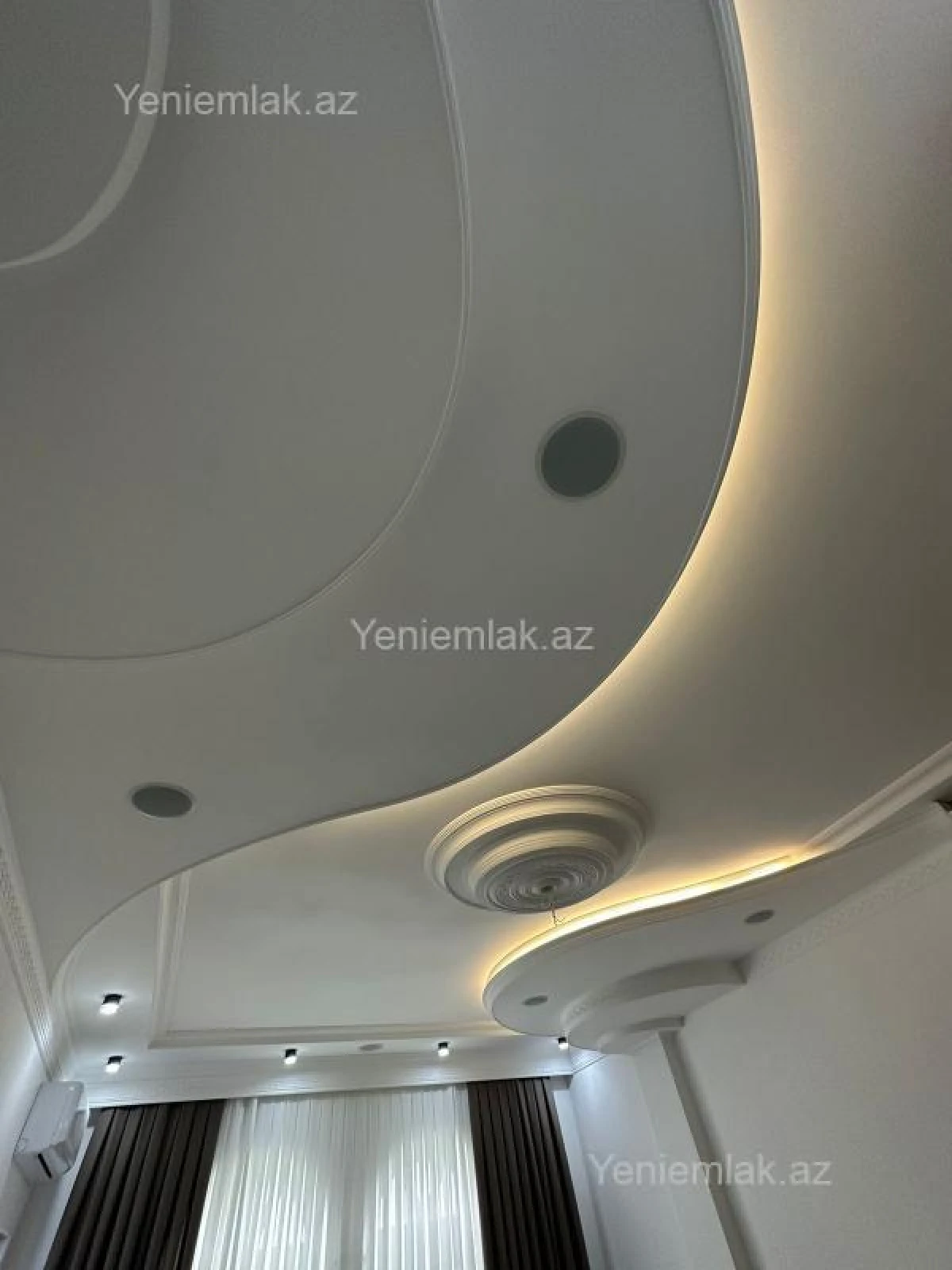 Satılır 2 otaqlı yeni tikili 80 m²