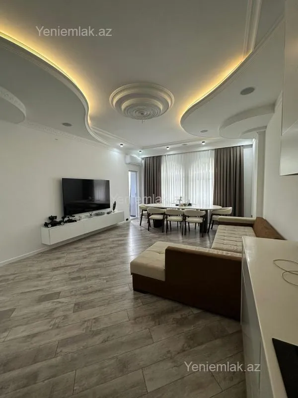Satılır 2 otaqlı yeni tikili 80 m²