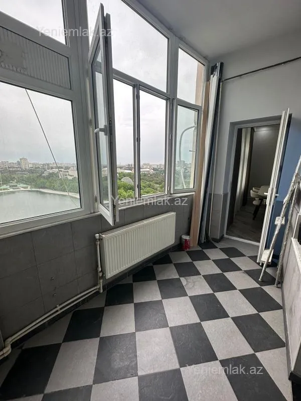 Satılır 2 otaqlı yeni tikili 80 m²