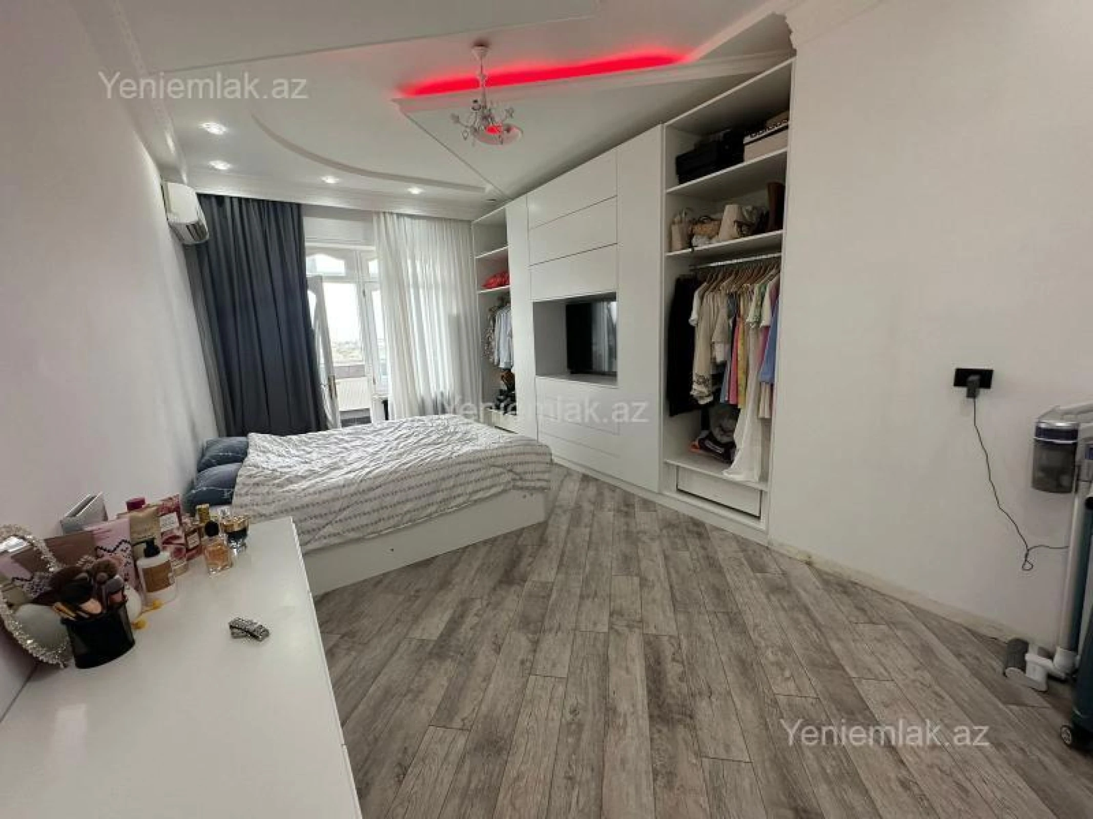 Satılır 2 otaqlı yeni tikili 80 m²