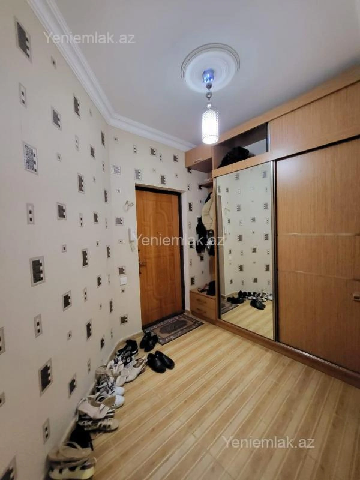 Satılır 2 otaqlı yeni tikili 83 m²