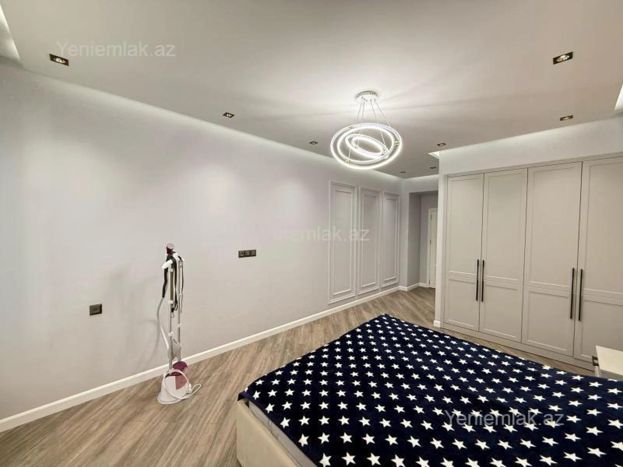 Satılır 3 otaqlı yeni tikili 136 m²