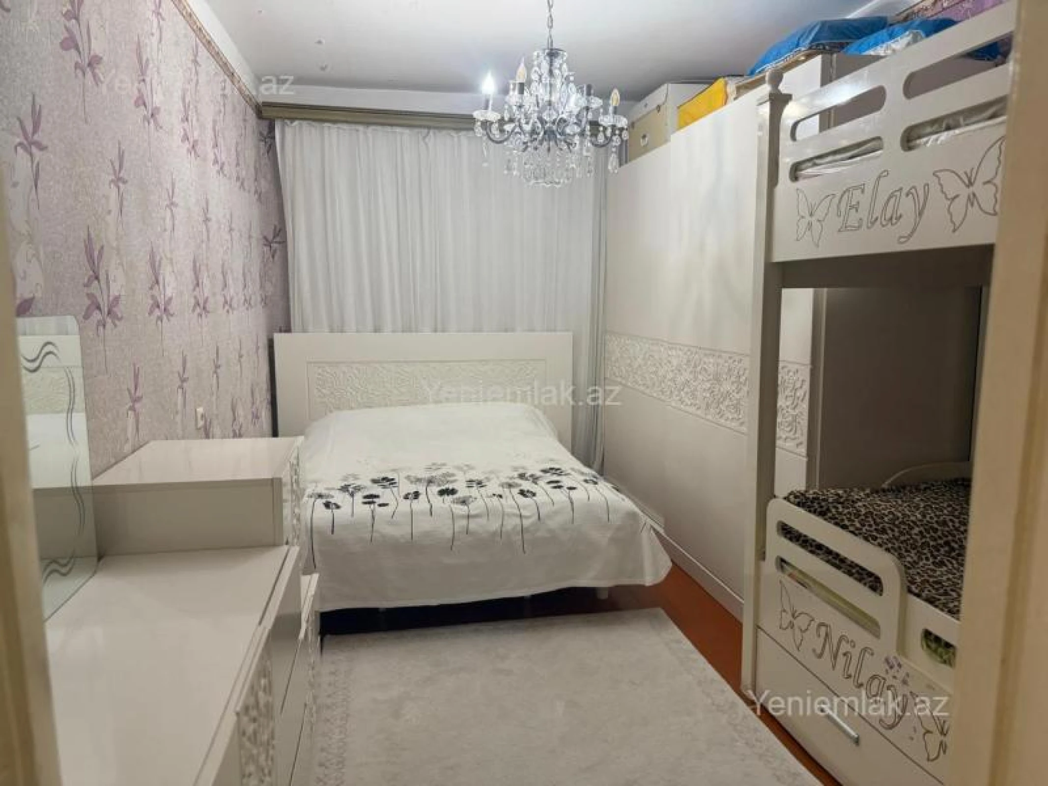 Satılır 4 otaqlı köhnə tikili 100 m²