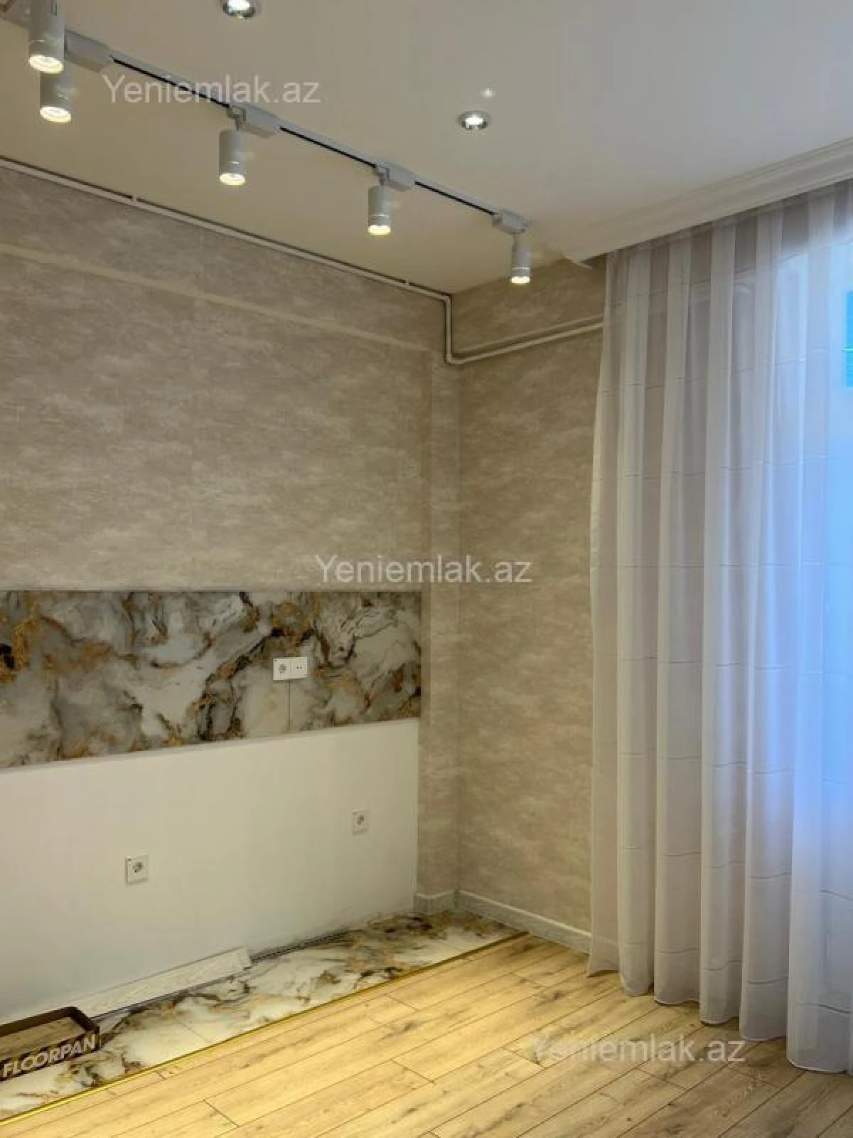 Satılır 3 otaqlı yeni tikili 102 m²